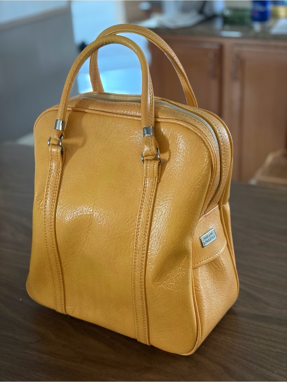 Vintage Structured Mustard Top-Handle Travel Bag